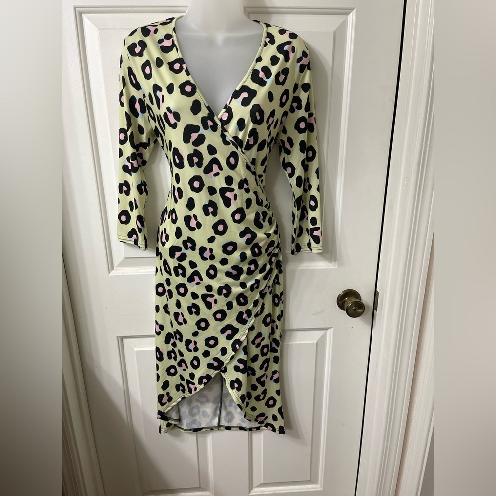 Venus M pale green wrapped dress rushed side